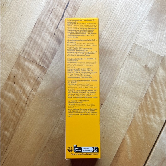 Rodial Vitamin C Brightening Serum - Picture 3 of 6